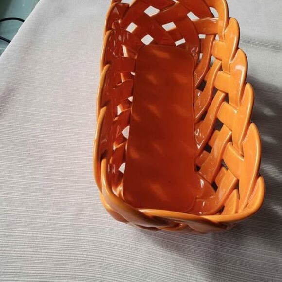 Primo'Gi Woven Ceramic Basket - Picture 2 of 5